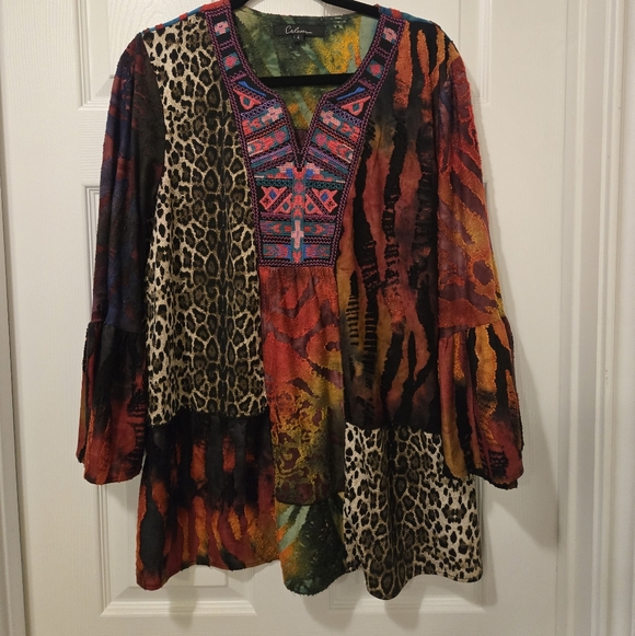 Multicolor Animal Print Tunic with Embroidered Neckline - Picture 2 of 14